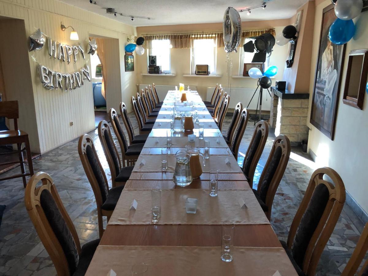 Camping Lesne Ustronie Hotel Witnica ภายนอก รูปภาพ